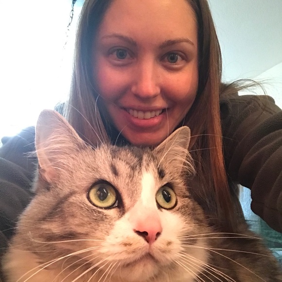 Meet your Posher, Meredith - Picture 3 of 5